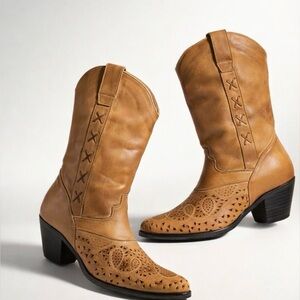 Vintage Durango Boots Womens Size 7.5 Southwestern Brown Leather Cut Out Y2K